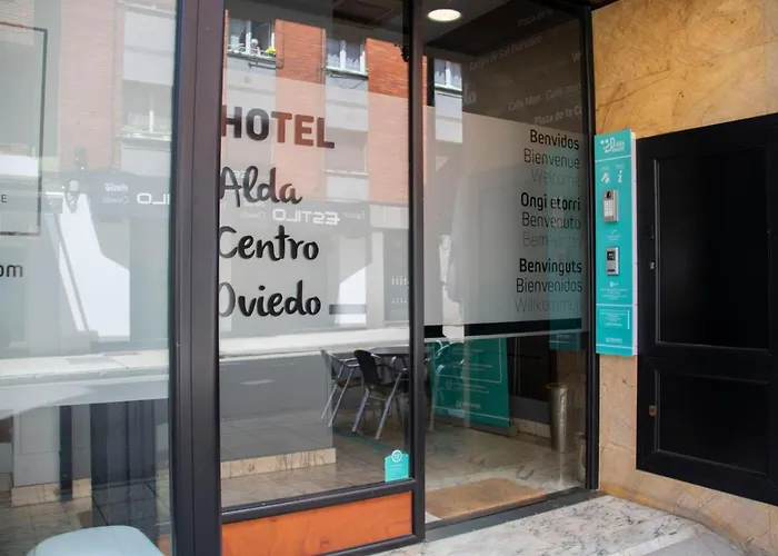 מלון Alda Centro אוביידו